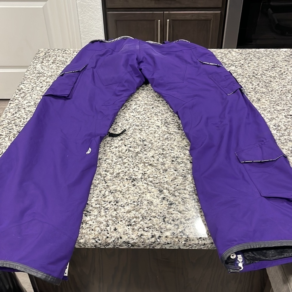 Volcom Nimbus Ski Pants - image 8